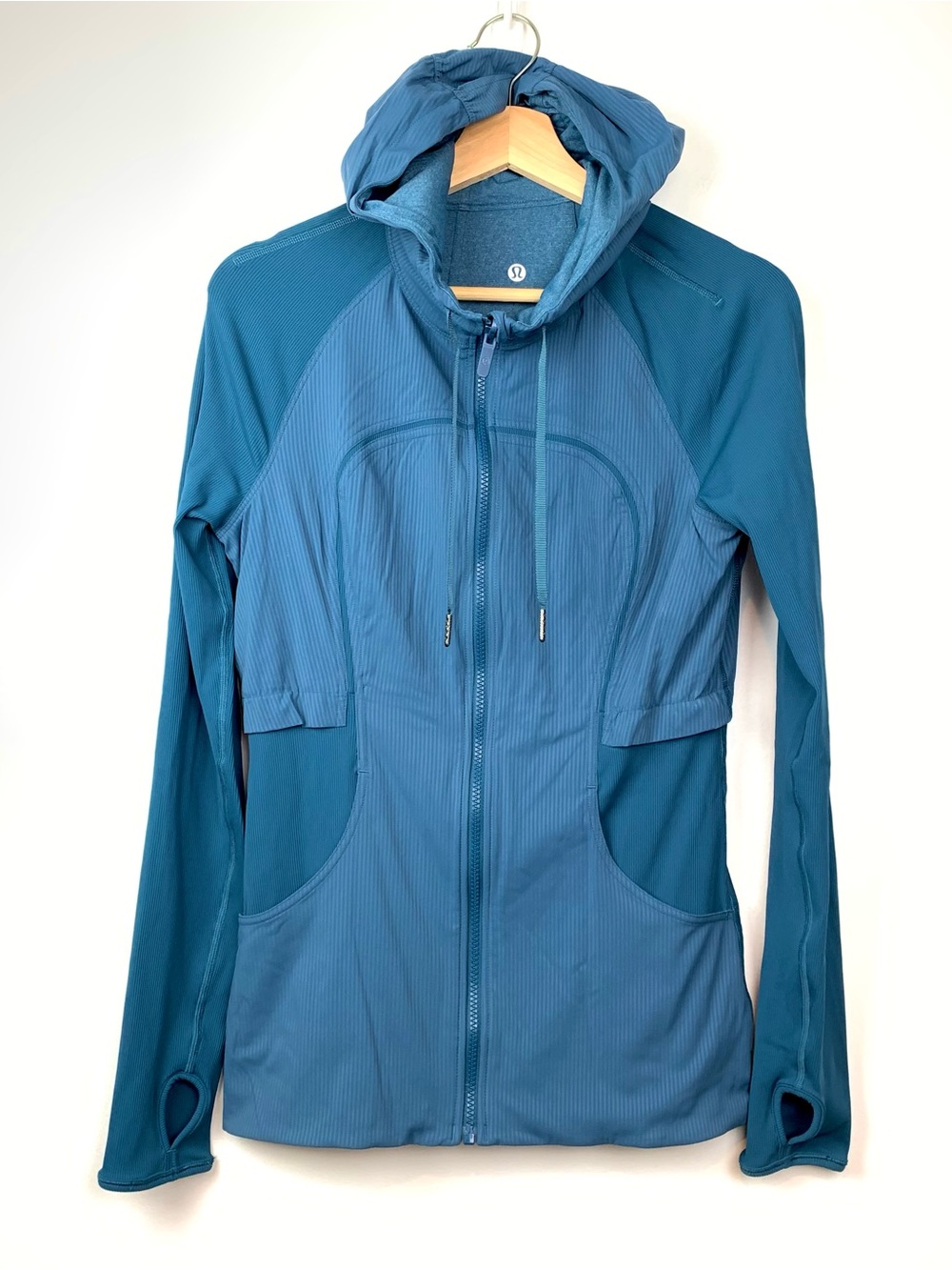 Lululemon Reversible Dance Studio Jacket Rib Sleeve Black Sz 8 Blue Hooded